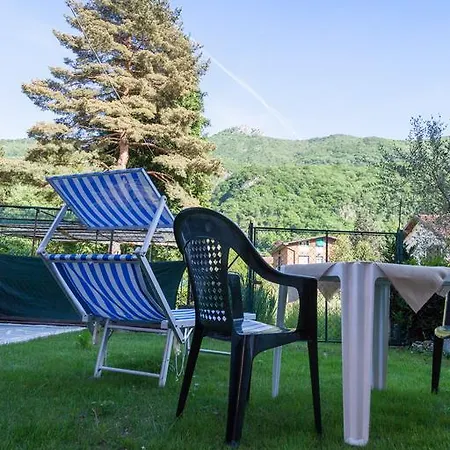 B&B L'Isoletta فندق مبيت وإفطار *